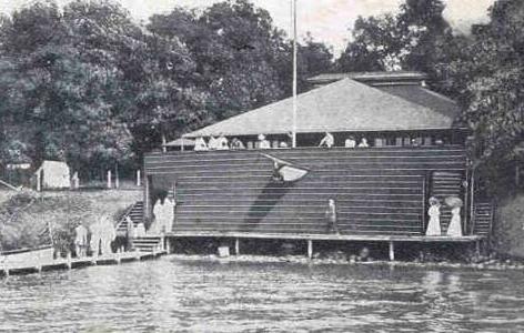 Delavan Lake Yacht Club